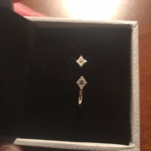 Chamilia attitude points ring with Swarovski